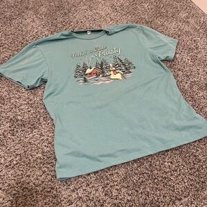 Green Christmas graphic tee